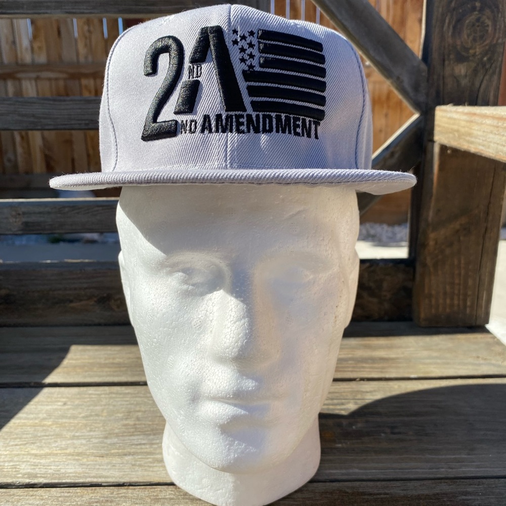 2A (Second Amendment) Flat Bill SnapBack Hat light Gray with Black Font (NEW)